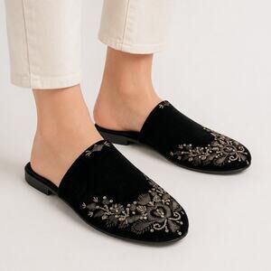 Anne Klein Velvet Floral Embroidered Mules Boho Bohemian Slip On Flats Black